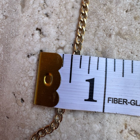 14k Gold Filled Cuban Necklace Chain 18” long - Picture 4 of 8